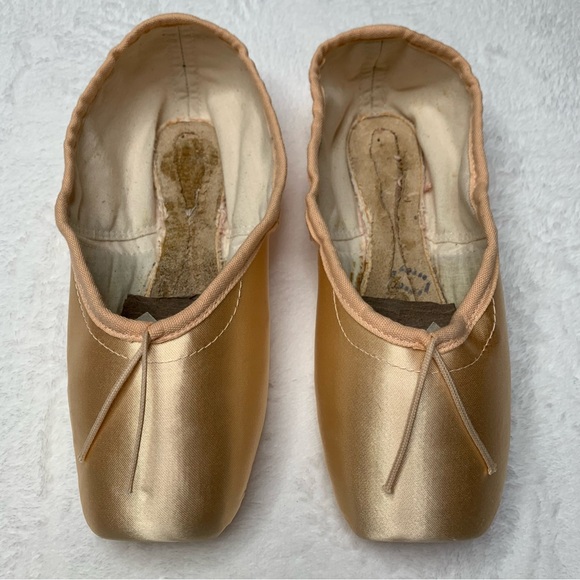 Freed of London Pointe Shoes Classic Deep Vamp SBTDV Diamond Maker Size 5XX - Picture 4 of 17